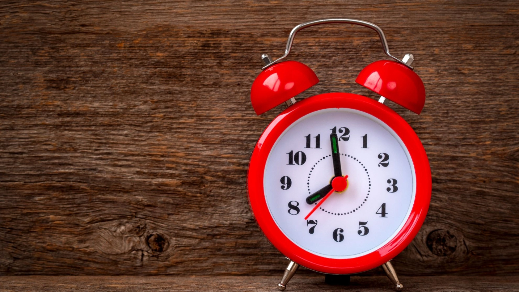 Uhr für Artikel wegen Öffnungszeiten