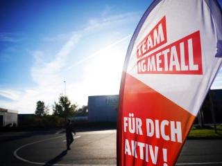 Beachflag Team IG Metall